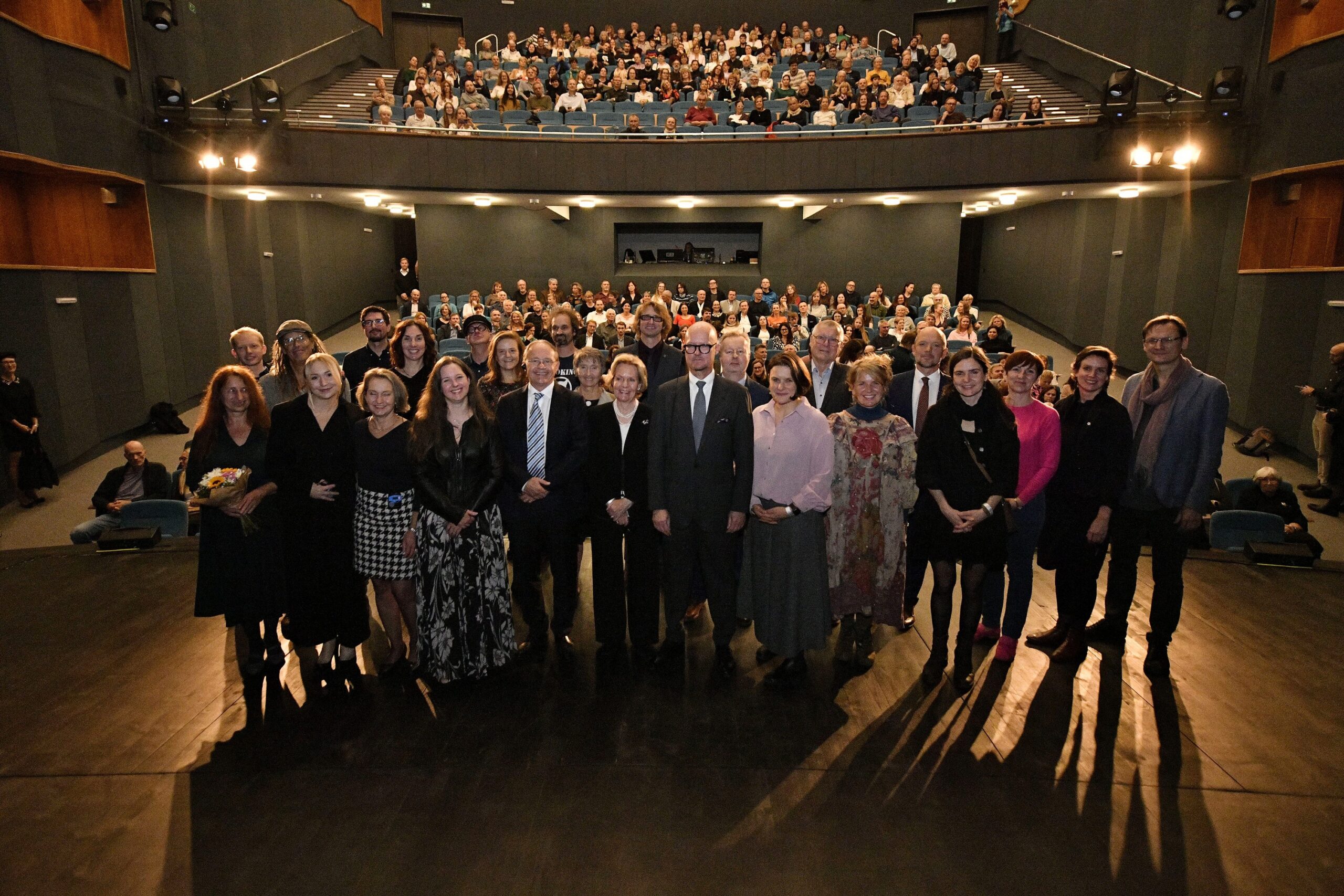 Tvůrci filmu Království mýdlových bublin se zástupci rodiny Schichtů v Kulturním domě města Ústí nad Labem