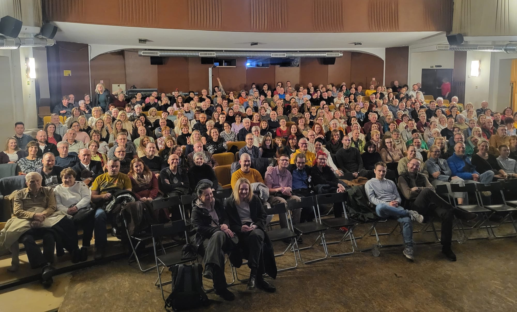 Featured image for “Království mýdlových bublin znovu vyprodalo Hraničář”